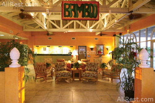 Comfort Suites Paradise Island 3